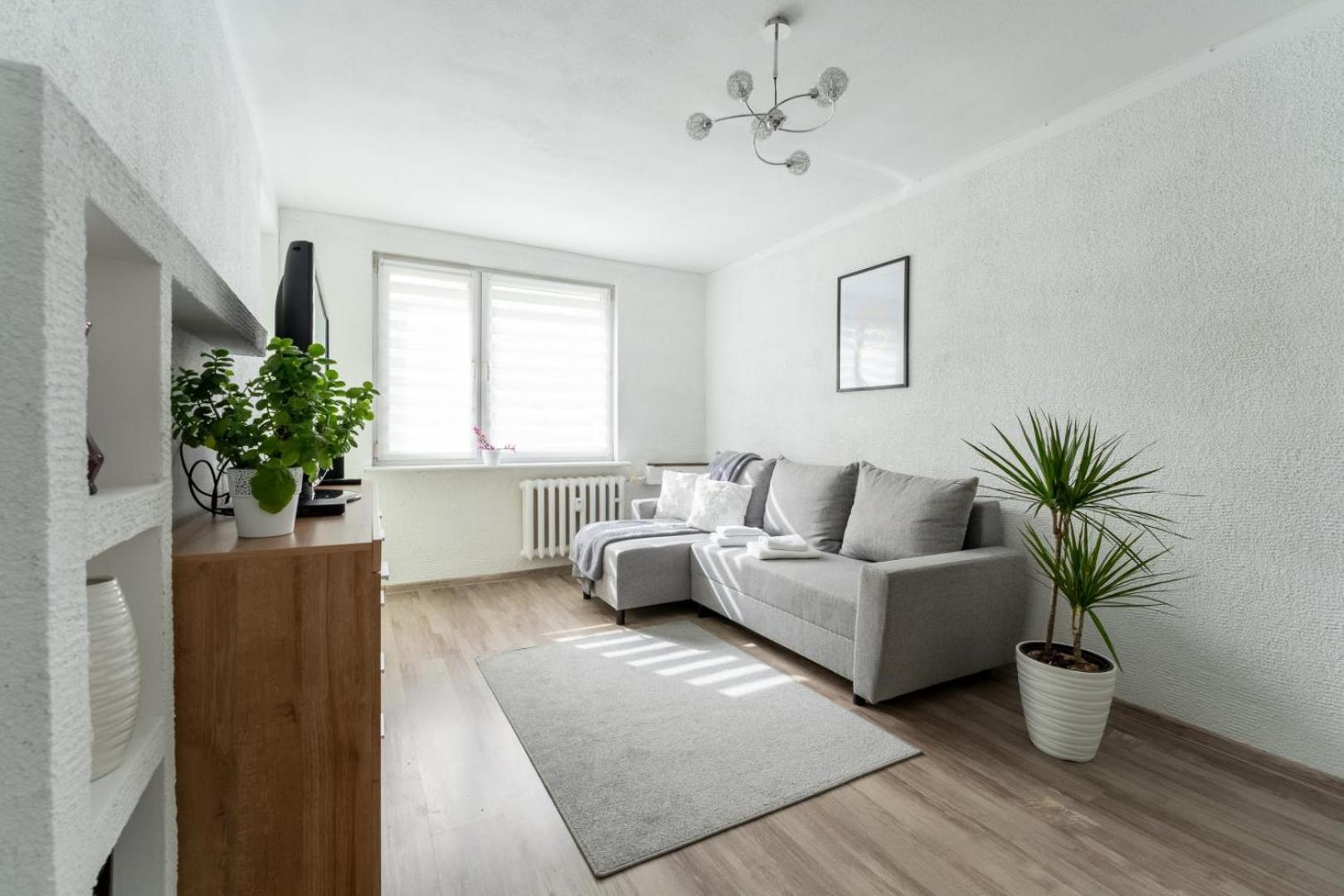 Apartament Gold - 2 Osobne Sypialnie Z Balkonem - Spaceapart Jelenia Góra Kültér fotó